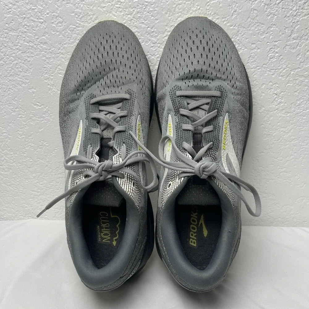 Brooks Ghost 16 Mens 14 (4E) Gray Activewear Running Training Style 1104184E040